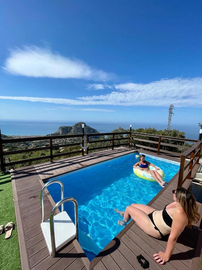 B&B Roomantic & Piscina Idromassaggio Чефалу Экстерьер фото
